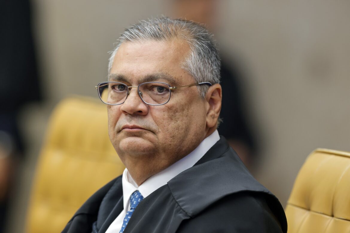 flavio-dino-cobra-explicacoes-sobre-emendas-pix-de-80-prefeituras,-entre-elas-juiz-de-fora