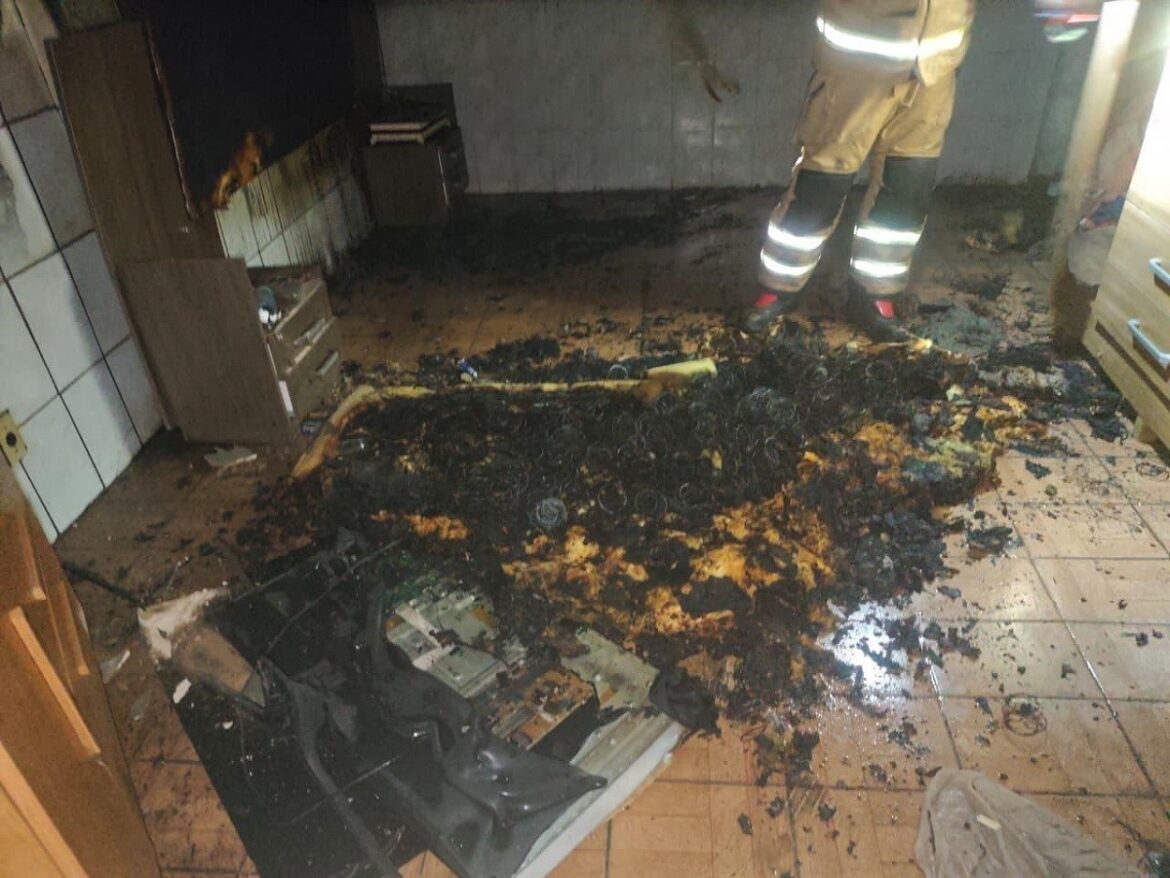 casa-pega-fogo-e-moradora-e-resgatada-em-estado-grave-em-barbacena