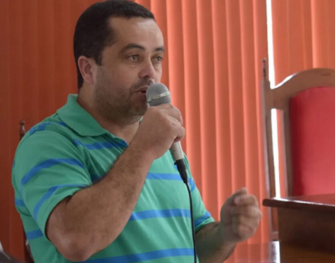 ex-prefeito-esta-foragido-apos-denuncia-do-mp-por-chefiar-jogos-de-azar,-prostituicao-e-obstruir-investigacoes-do-gaeco-em-mg