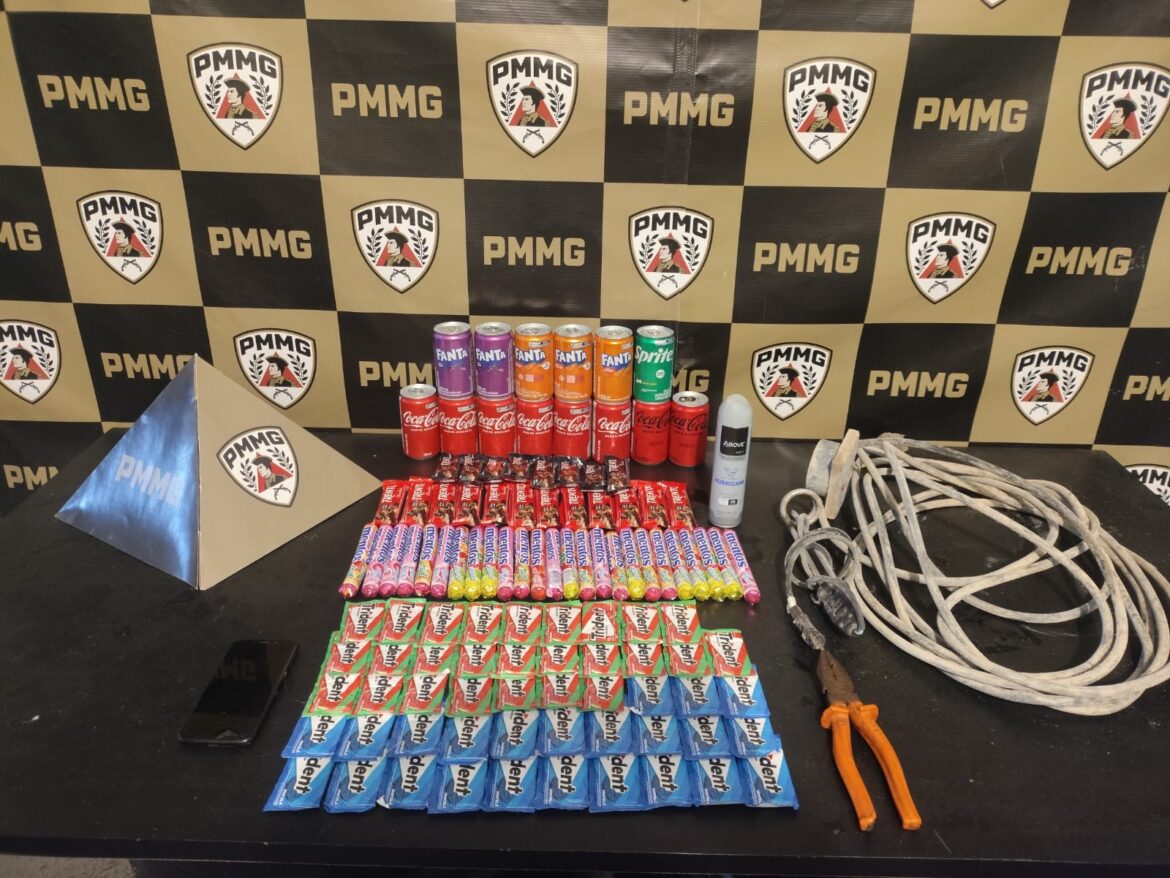 homem-e-preso-por-furtar-refrigerante,-chiclete,-chocolate-e-quase-30-sorvetes-em-mg